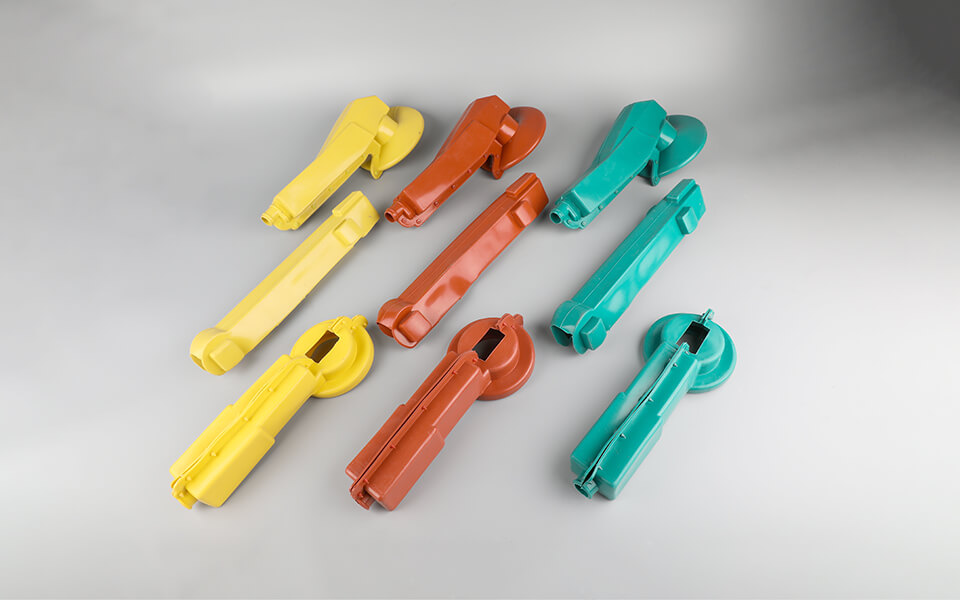 ZW32高低壓進(jìn)出線絕緣護(hù)罩